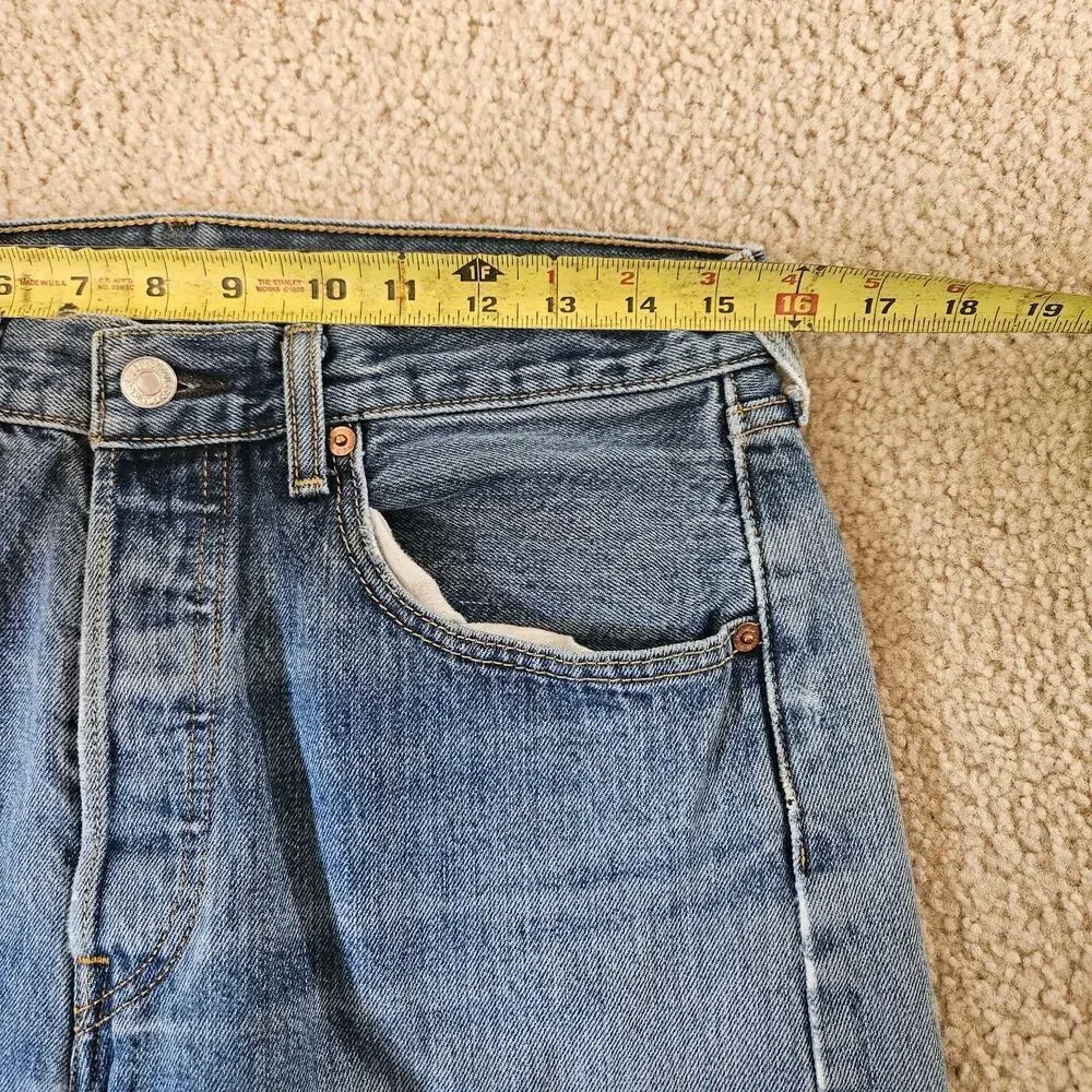 Levi's 501 denim jeans 2012 button fly 31x32